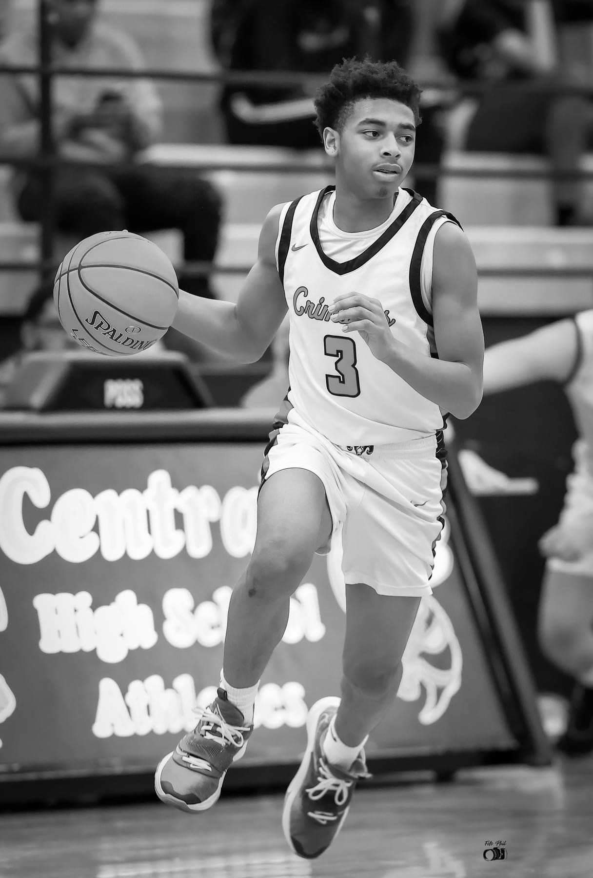  "Rising Above: The Inspiring Journey of Malachi Coleman, A True Scholar Athlete and Team Leader"