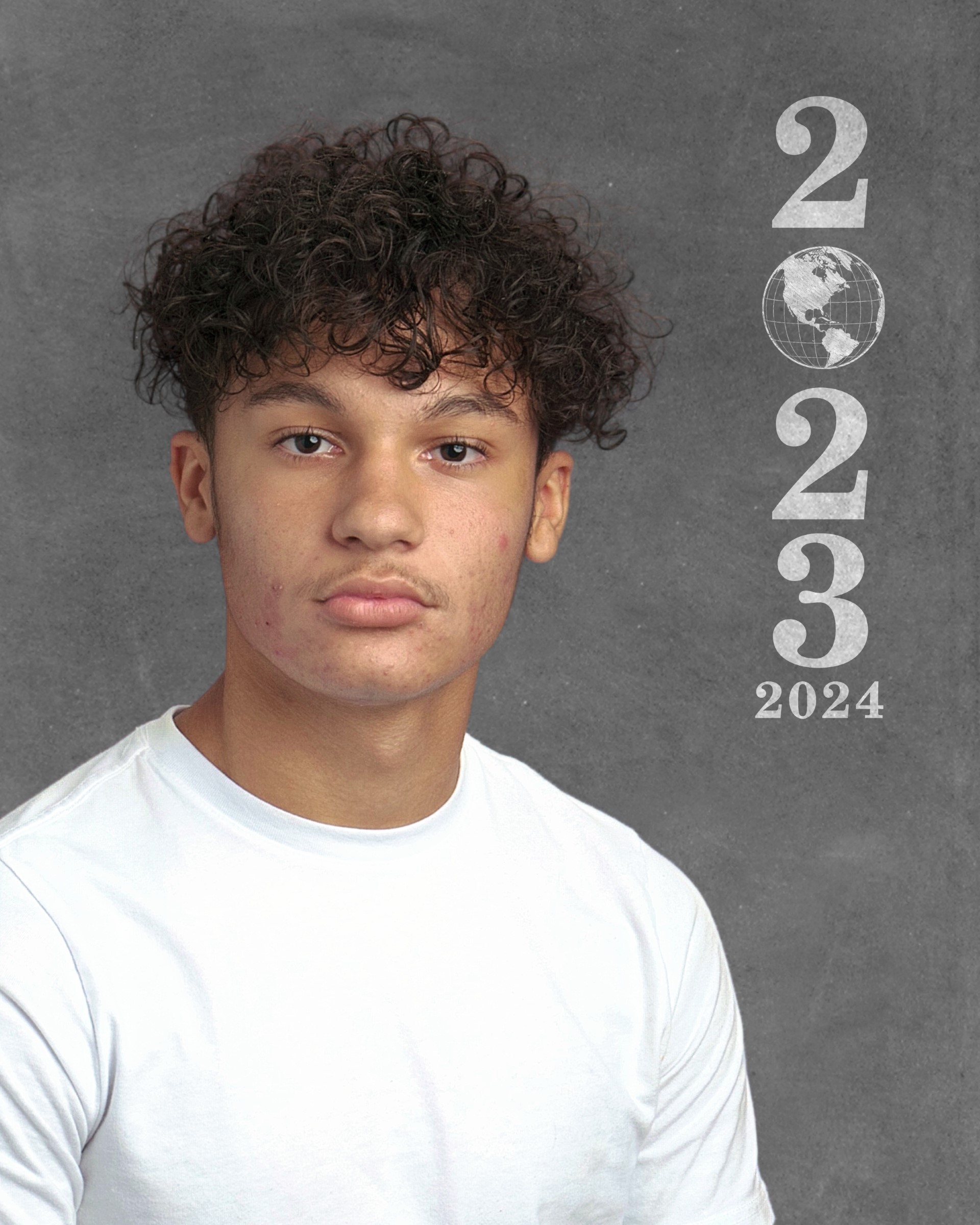  Gabriel Jones: Navigating the Field of Dreams